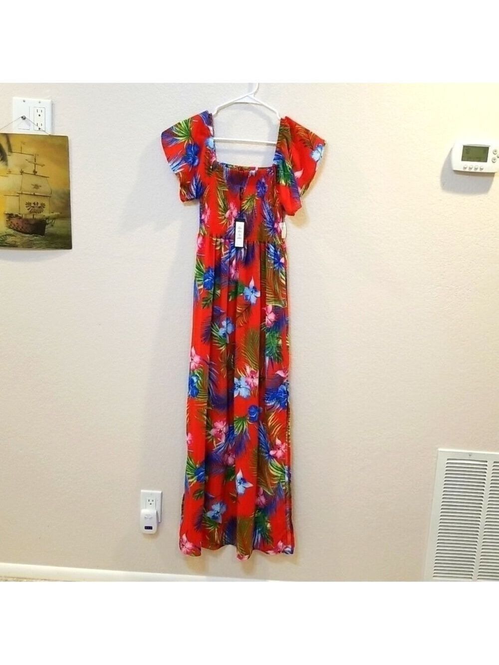 Romeo +Juliet maxi dress, size Medium, red tropical floral design. New with tags